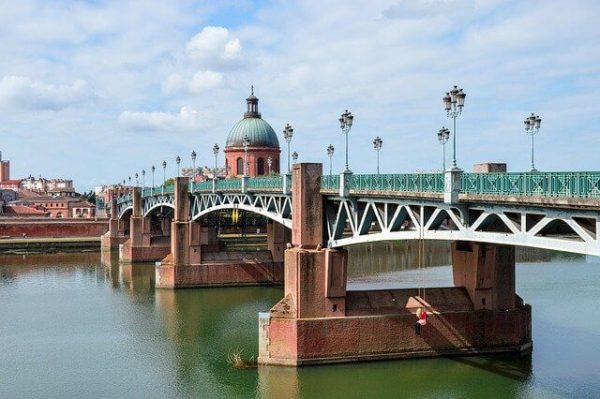 bridge-5150522_640-e1697717500744